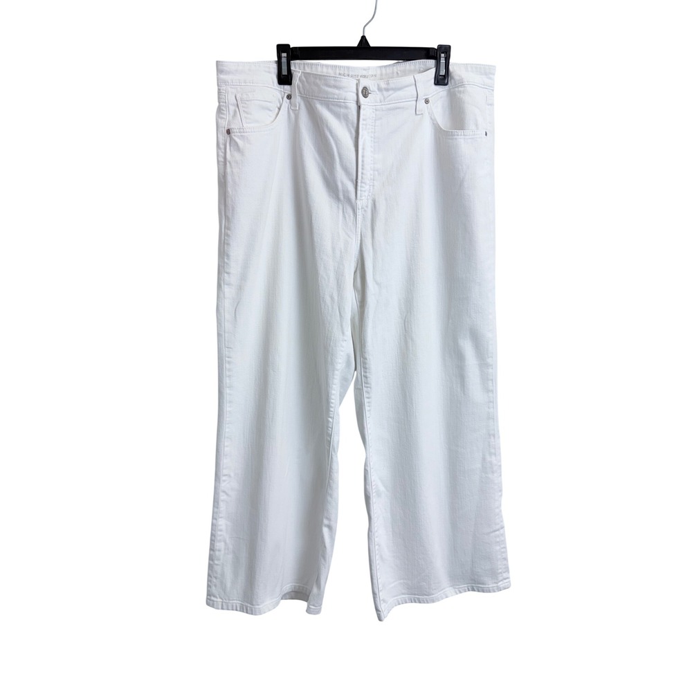 Chicos High Rise Wide Leg Jeans White Soft Denim Stretch Size 20R 4R Womens‎